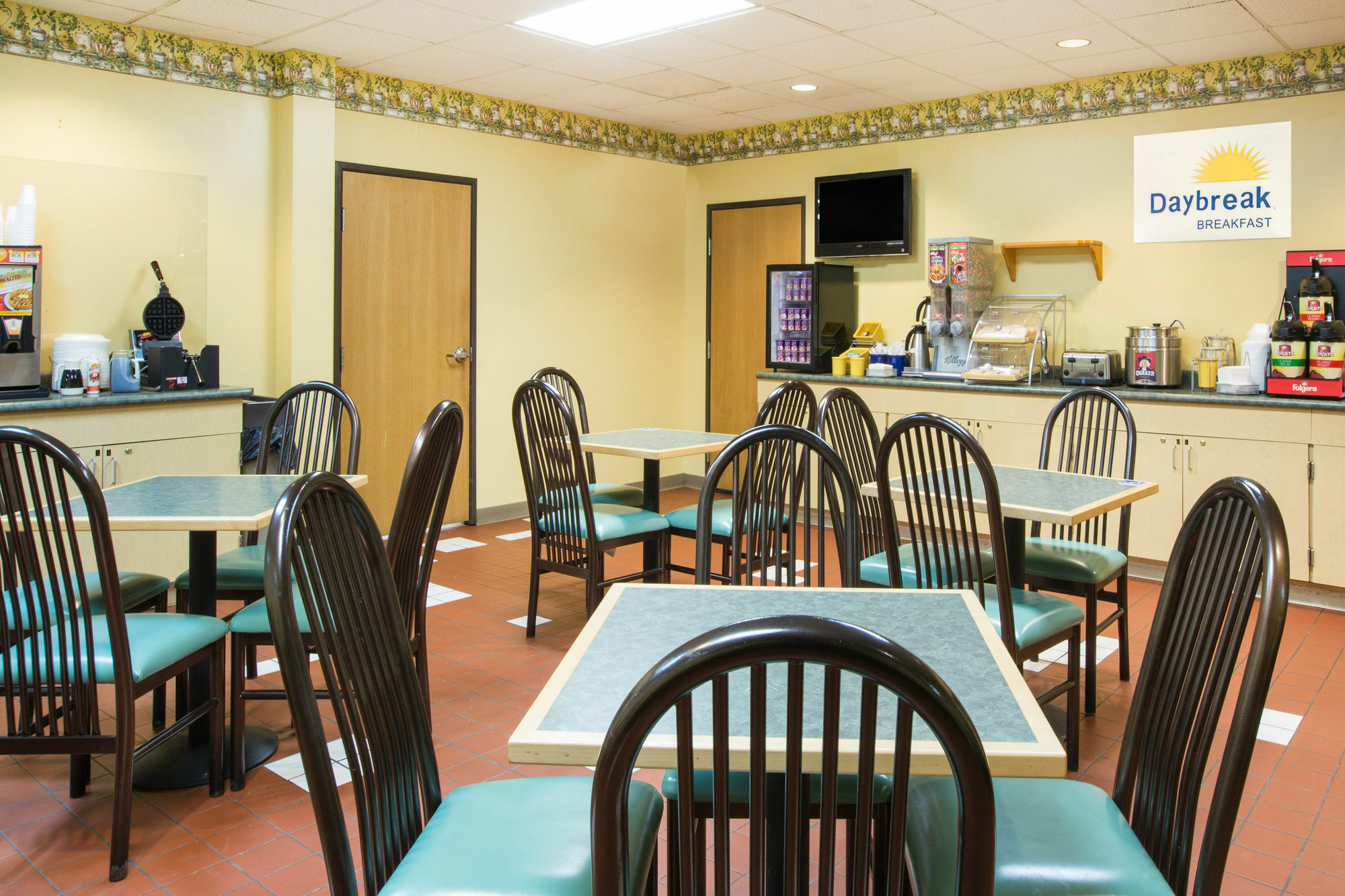 Days Inn & Suites By Wyndham Bridgeport - Clarksburg Екстер'єр фото